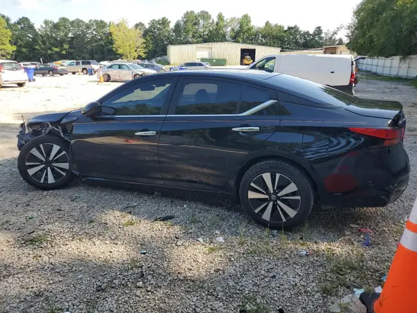 1N4BL4DV1MN417364 2021 NISSAN ALTIMA - Image 2