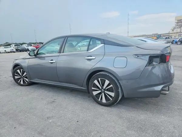 1N4BL4DV1MN417400 2021 NISSAN ALTIMA - Image 2