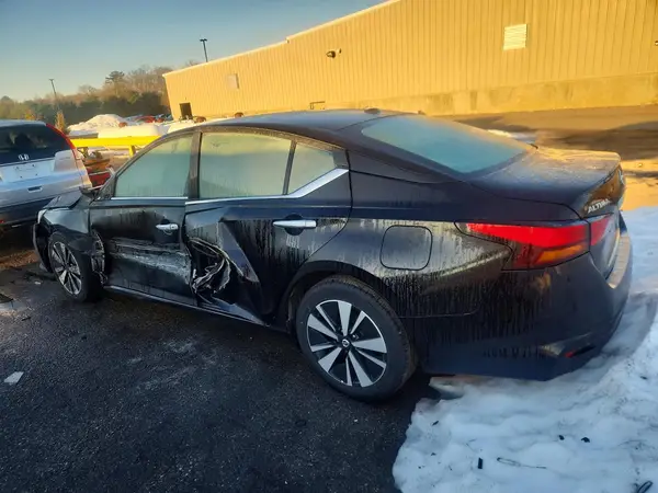 1N4BL4DV1MN417929 2021 NISSAN ALTIMA - Image 2
