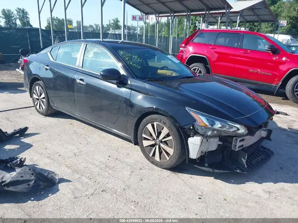 1N4BL4DV1NN322904 2022 NISSAN ALTIMA - Image 1