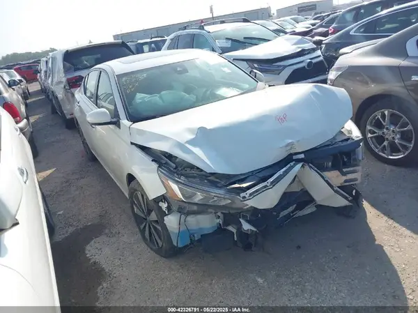 1N4BL4DV1NN323020 2022 NISSAN ALTIMA - Image 1