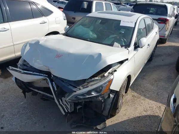 1N4BL4DV1NN323020 2022 NISSAN ALTIMA - Image 2