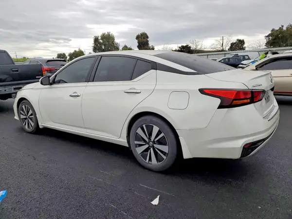 1N4BL4DV1NN329786 2022 NISSAN ALTIMA - Image 2