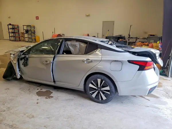 1N4BL4DV1NN351772 2022 NISSAN ALTIMA - Image 2