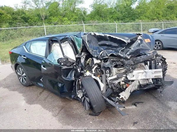 1N4BL4DV1NN354882 2022 NISSAN ALTIMA - Image 1