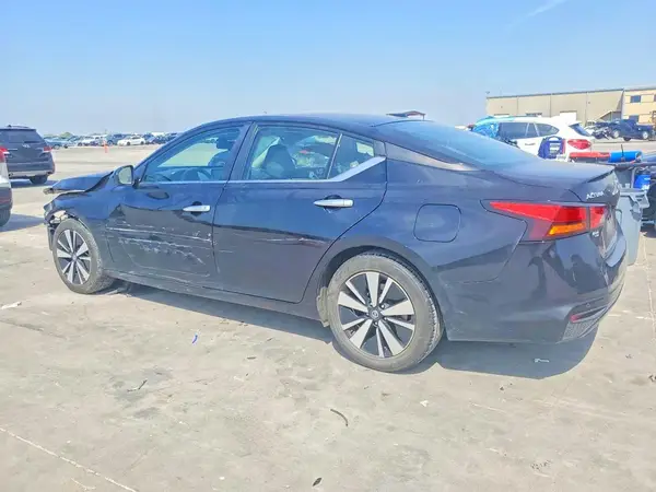 1N4BL4DV1NN371455 2022 NISSAN ALTIMA - Image 2
