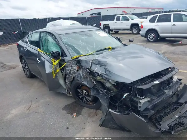 1N4BL4DV1NN392774 2022 NISSAN ALTIMA - Image 1
