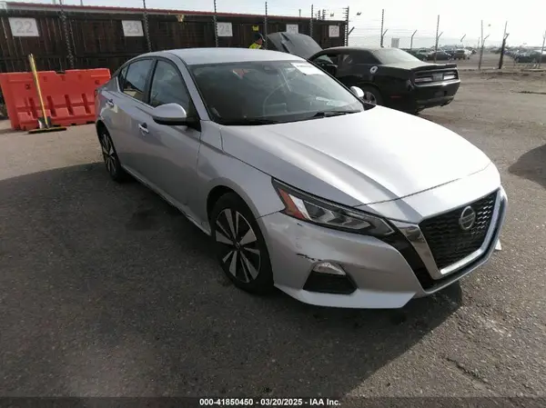 1N4BL4DV1NN399434 2022 NISSAN ALTIMA - Image 1