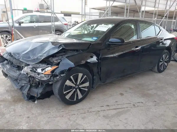 1N4BL4DV1NN399725 2022 NISSAN ALTIMA - Image 2