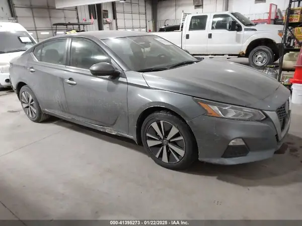 1N4BL4DV1NN421562 2022 NISSAN ALTIMA - Image 1