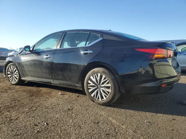 1N4BL4DV1PN312831 2023 NISSAN ALTIMA - Image 2
