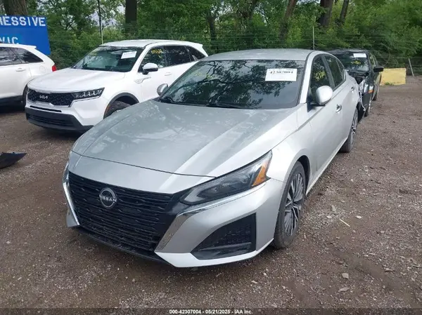 1N4BL4DV1PN321559 2023 NISSAN ALTIMA - Image 2