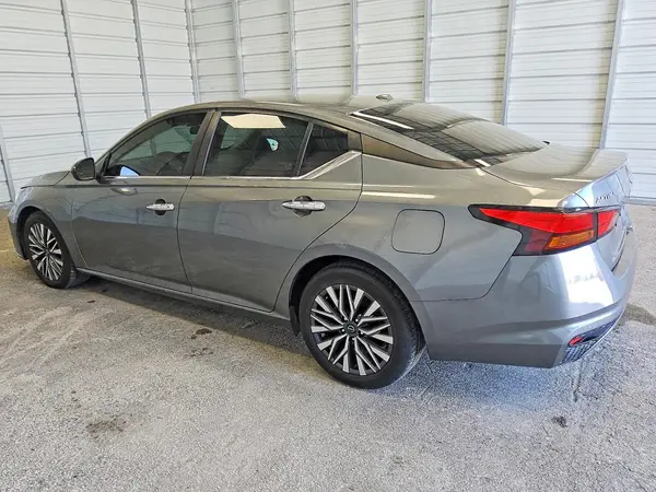 1N4BL4DV1PN325644 2023 NISSAN ALTIMA - Image 2