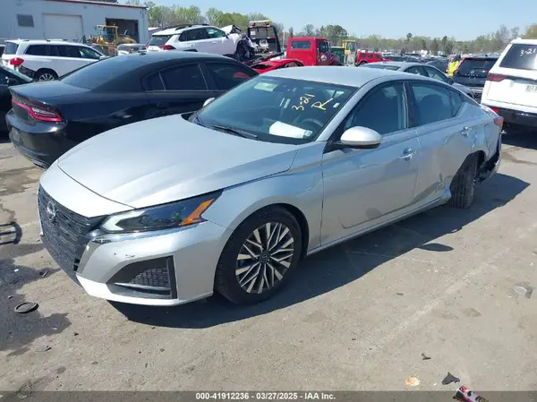 1N4BL4DV1PN351256 2023 NISSAN ALTIMA - Image 2