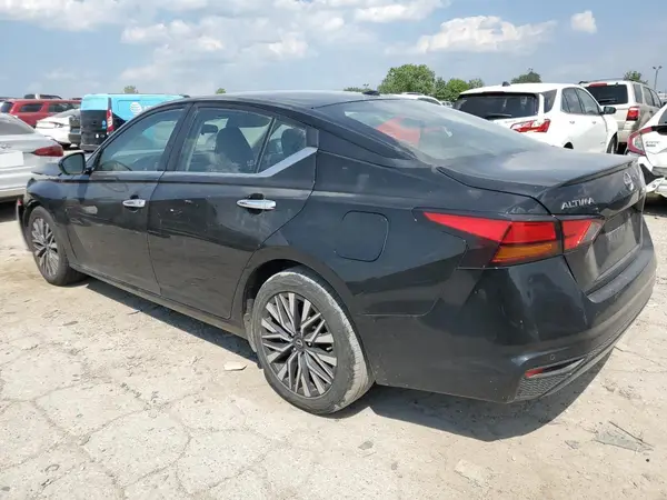 1N4BL4DV1PN356473 2023 NISSAN ALTIMA - Image 2
