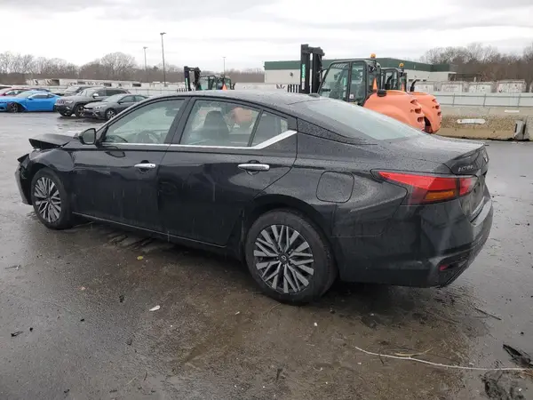 1N4BL4DV1PN356960 2023 NISSAN ALTIMA - Image 2