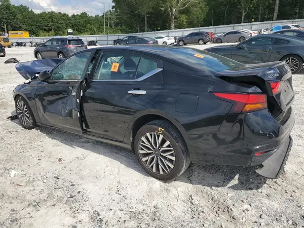 1N4BL4DV1PN361351 2023 NISSAN ALTIMA - Image 2