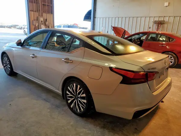 1N4BL4DV1PN364864 2023 NISSAN ALTIMA - Image 2