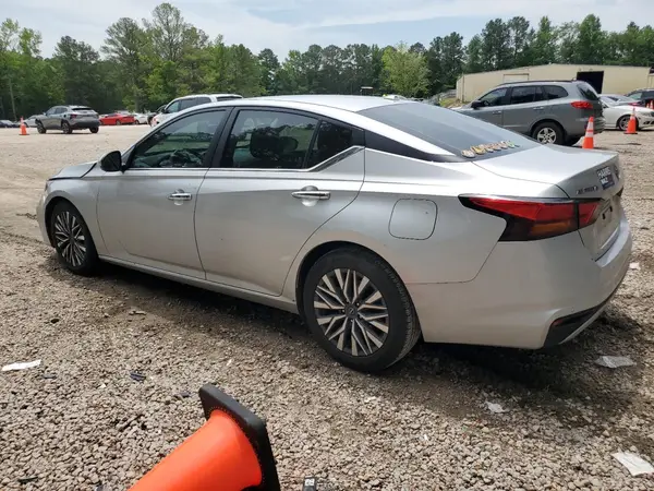 1N4BL4DV1PN367571 2023 NISSAN ALTIMA - Image 2