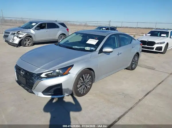 1N4BL4DV1PN371510 2023 NISSAN ALTIMA - Image 2