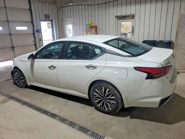 1N4BL4DV1PN379445 2023 NISSAN ALTIMA - Image 2
