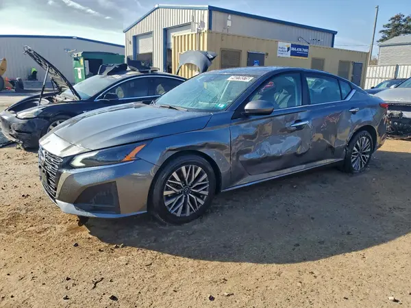1N4BL4DV1PN383043 2023 NISSAN ALTIMA - Image 1