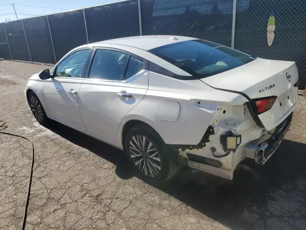 1N4BL4DV1PN383835 2023 NISSAN ALTIMA - Image 2