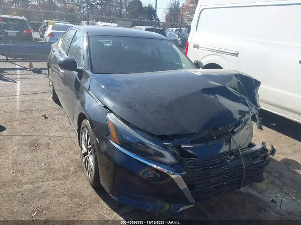 1N4BL4DV1PN414601 2023 NISSAN ALTIMA - Image 1
