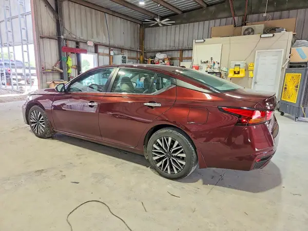 1N4BL4DV1RN310757 2024 NISSAN ALTIMA - Image 2