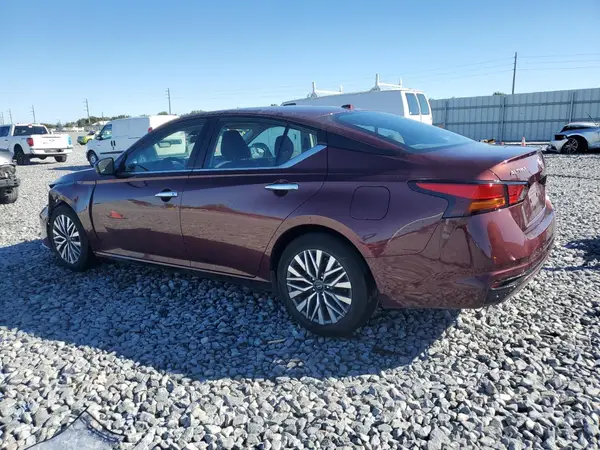 1N4BL4DV1RN319698 2024 NISSAN ALTIMA - Image 2