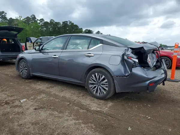 1N4BL4DV1RN321323 2024 NISSAN ALTIMA - Image 2
