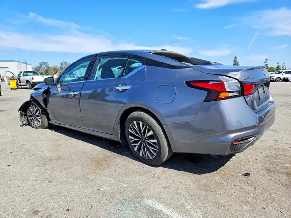 1N4BL4DV1RN322844 2024 NISSAN ALTIMA - Image 2