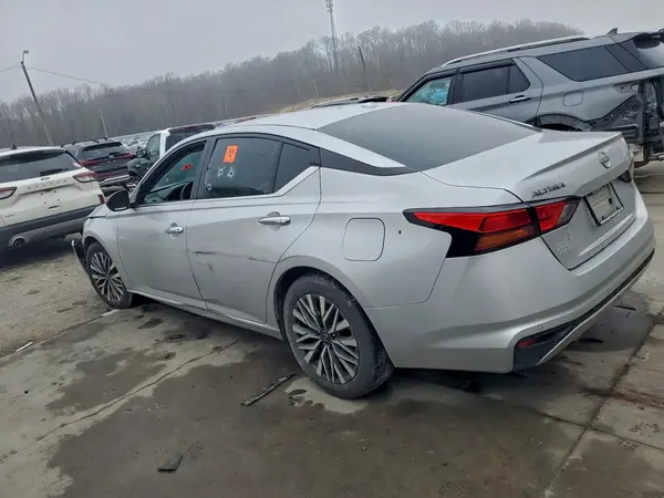 1N4BL4DV1RN336369 2024 NISSAN ALTIMA - Image 2