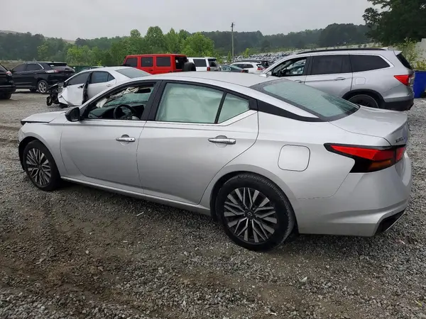 1N4BL4DV1RN337697 2024 NISSAN ALTIMA - Image 2