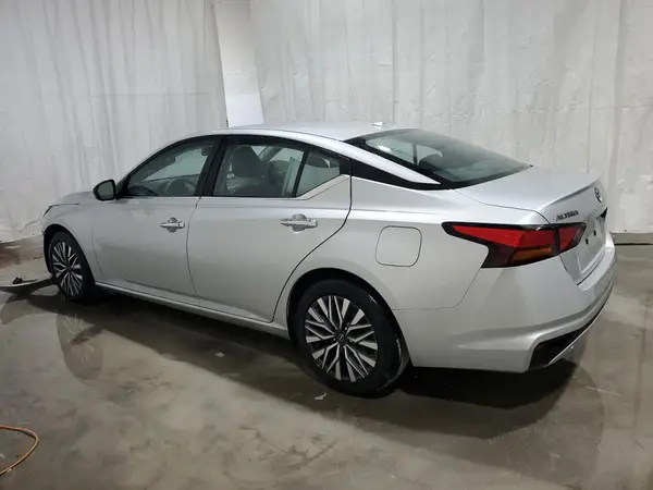 1N4BL4DV1RN346738 2024 NISSAN ALTIMA - Image 2
