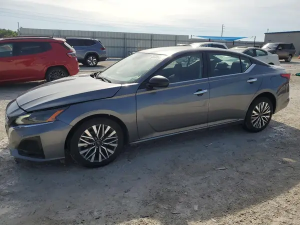 1N4BL4DV1RN355357 2024 NISSAN ALTIMA - Image 1