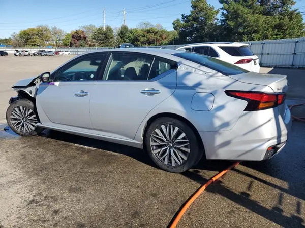 1N4BL4DV1RN362146 2024 NISSAN ALTIMA - Image 2