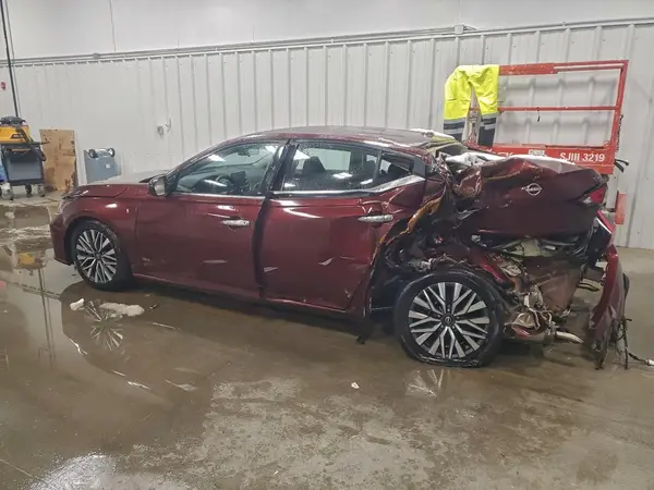 1N4BL4DV1RN368013 2024 NISSAN ALTIMA - Image 2