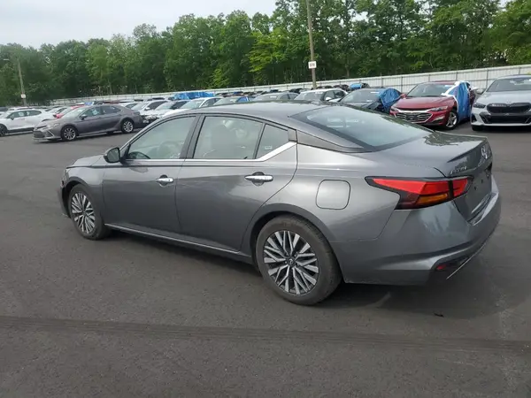 1N4BL4DV1RN369663 2024 NISSAN ALTIMA - Image 2