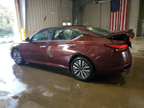 1N4BL4DV1RN372725 2024 NISSAN ALTIMA - Image 2