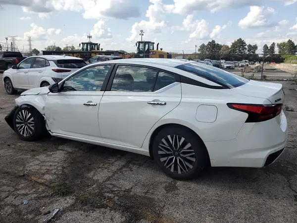 1N4BL4DV1RN387578 2024 NISSAN ALTIMA - Image 2