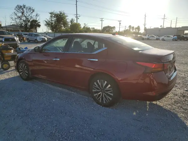 1N4BL4DV1RN398581 2024 NISSAN ALTIMA - Image 2