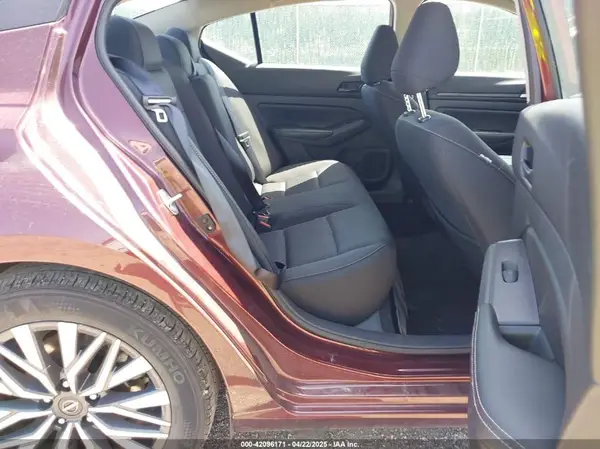 1N4BL4DV1RN409109 2024 NISSAN ALTIMA - Image 8