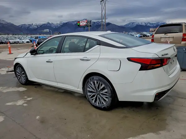 1N4BL4DV1RN418652 2024 NISSAN ALTIMA - Image 2