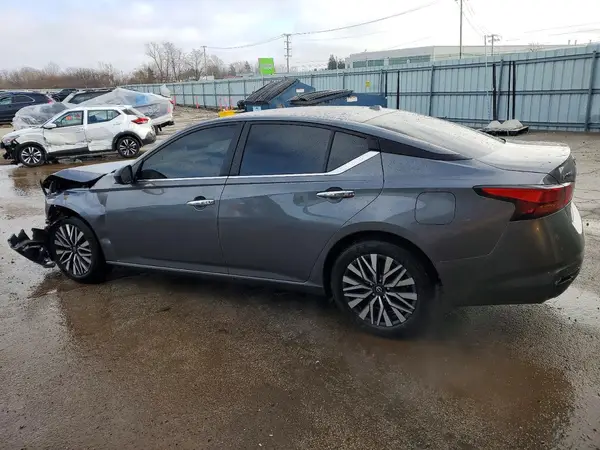 1N4BL4DV1RN423768 2024 NISSAN ALTIMA - Image 2
