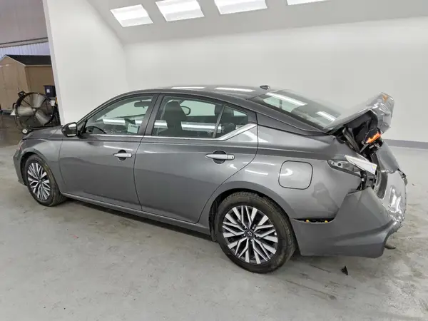 1N4BL4DV1RN423981 2024 NISSAN ALTIMA - Image 2