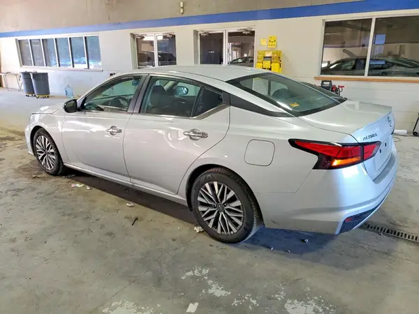 1N4BL4DV1RN424094 2024 NISSAN ALTIMA - Image 2