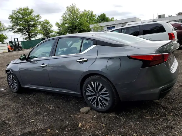 1N4BL4DV1RN431207 2024 NISSAN ALTIMA - Image 2