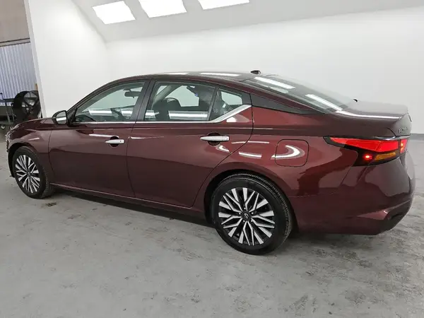 1N4BL4DV1RN432986 2024 NISSAN ALTIMA - Image 2