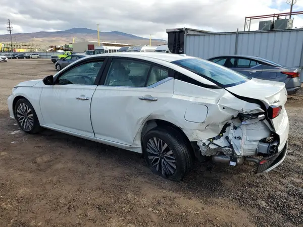 1N4BL4DV1SN302096 2025 NISSAN ALTIMA - Image 2